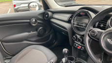 MINI Hatchback 1.5 Cooper 5dr Petrol Hatchback